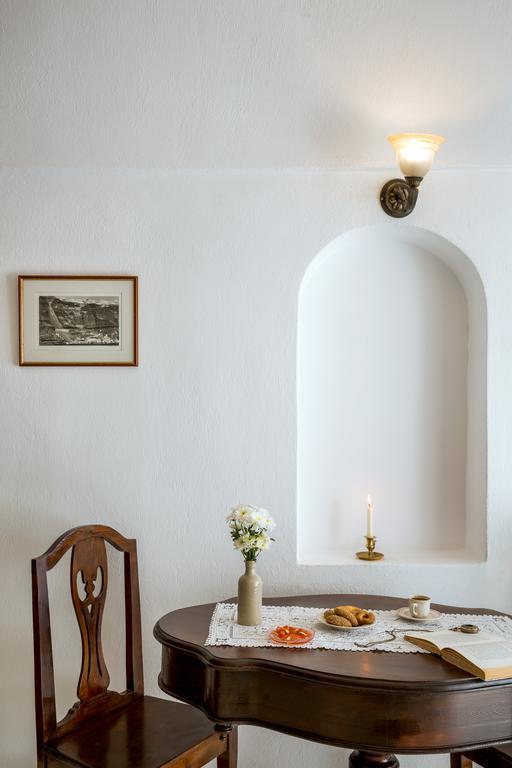 Thea Apartments Imerovigli  Bagian luar foto